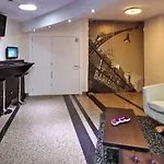 Nuevo Triunfo 2* Barcelone