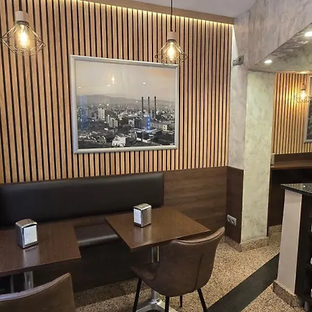 新图昂弗酒店 酒店 2*